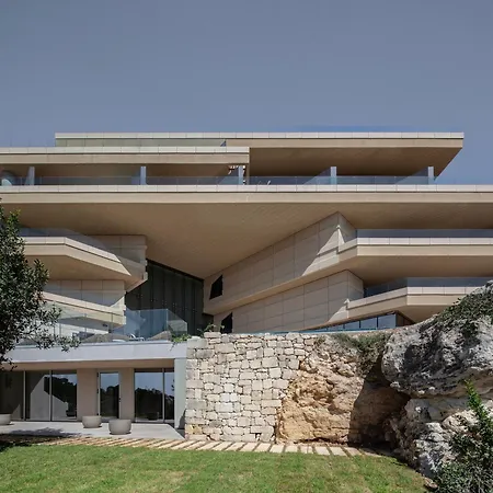 Verdala Wellness Ax Privilege - Adults Only